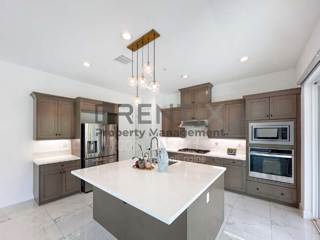Building Photo - 19206 Blackthorn Dr