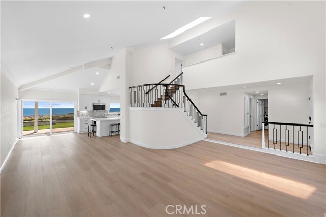 Building Photo - 2105 Via Gavilan