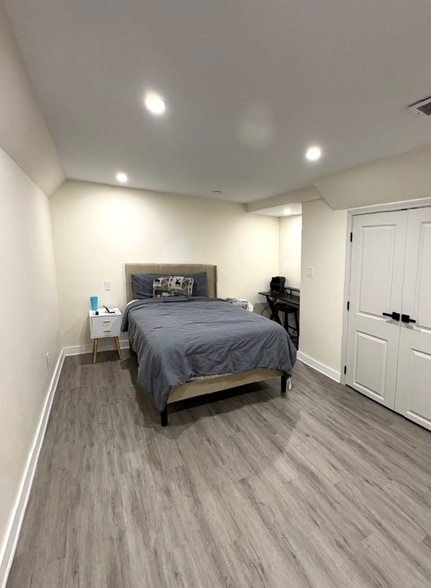 Building Photo - 4615 Oakland Ter SW