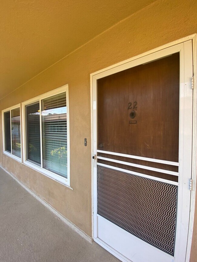 Building Photo - East Village One bedroom