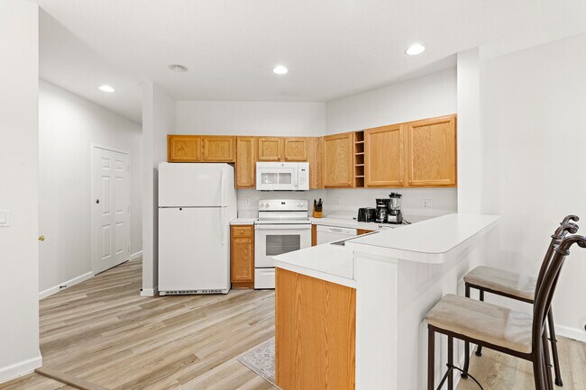 Building Photo - 8927 Sandshot Ct
