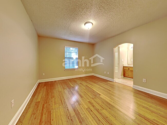 Building Photo - 2981 Waters View Cir