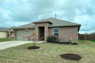 Building Photo - 232 Voss