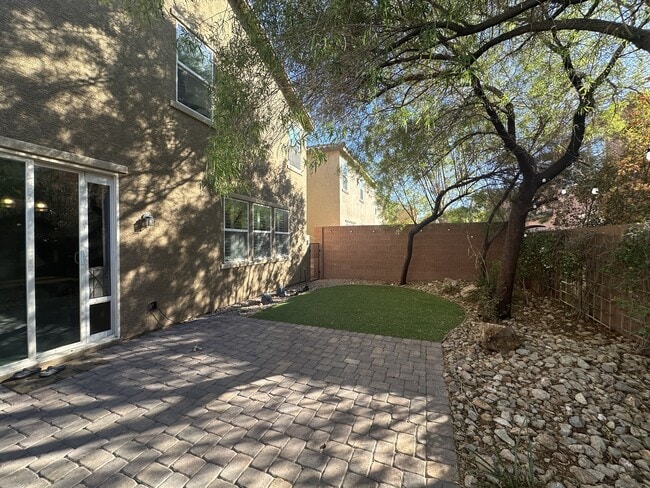 Building Photo - 10997 Prudhoe Bay St