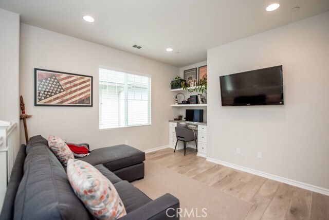 Building Photo - 18027 Burke Ln