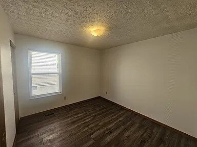 Building Photo - Beautiful and spacious 3 bedroom 2 full bath ranch in the highly desired Pickerington Schools dis...