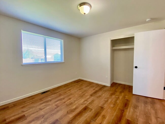 Building Photo - 3 Bedroom Home in Rural West Valley