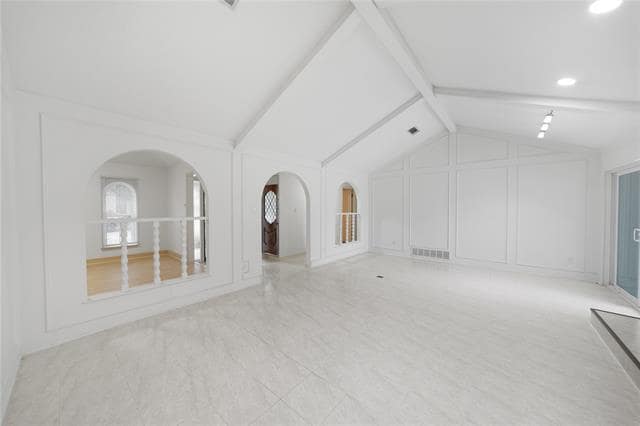 Building Photo - 3609 Brookshire Dr