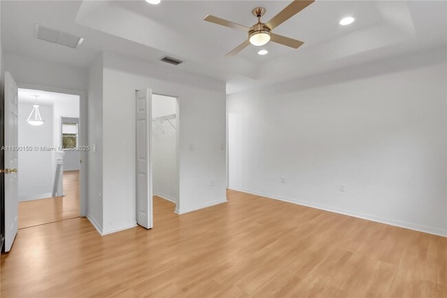 Building Photo - 8915 SW 18th St