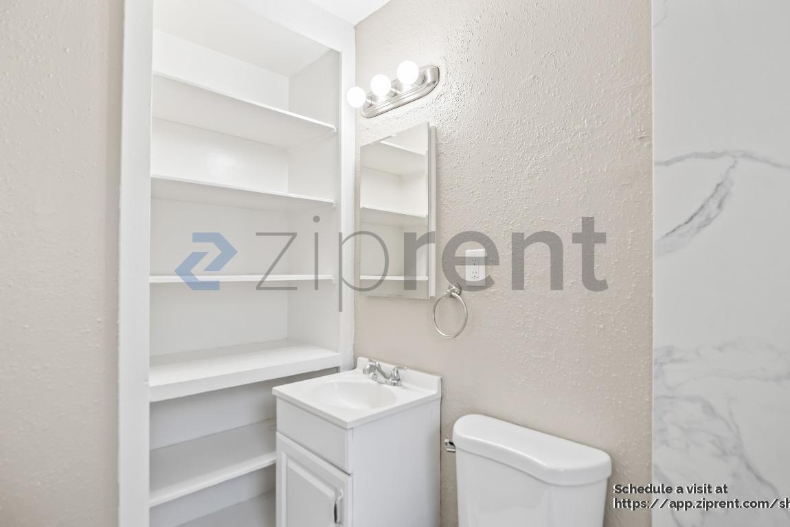 Building Photo - 24035 2nd St