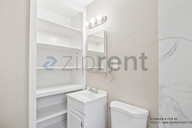 Building Photo - 24035 2nd St
