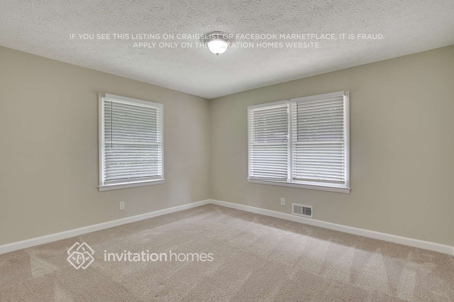 Building Photo - 2976 Flowers Dr