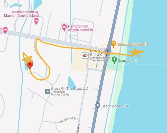 Building Photo - Close to Beach, Shopping, Restaurants!  Fu...