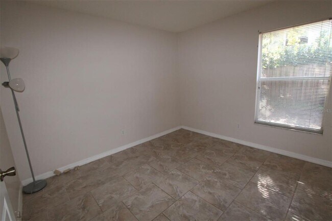 Building Photo - 476 Wexdon Ct