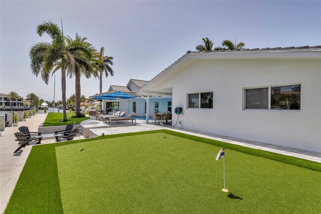 Building Photo - 3108 NE 42nd Ct