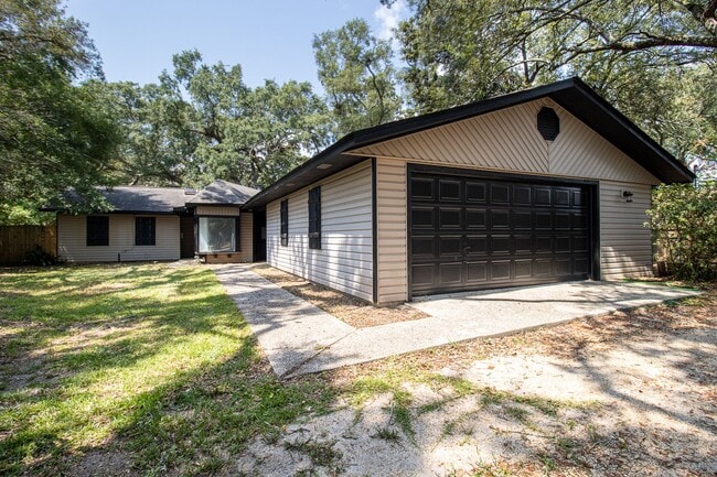 Building Photo - 473 Jim Money Rd