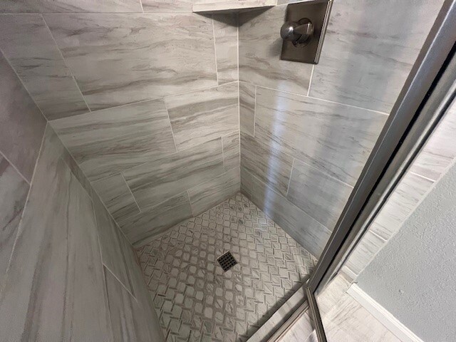 Building Photo - 3125 Sondra Dr