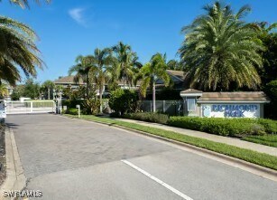 Building Photo - 2343 Sheen Ln