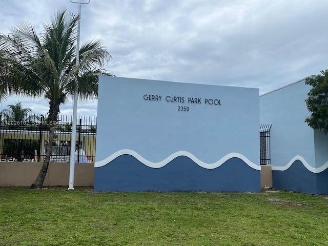 Building Photo - 1800 NW 24th Ave