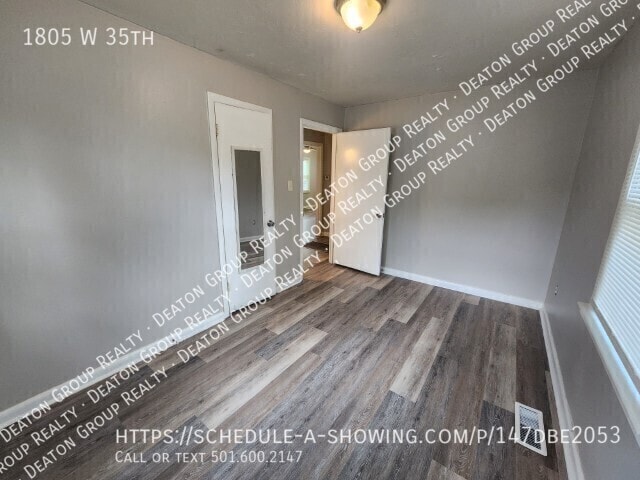 Building Photo - 1805 W 35th-