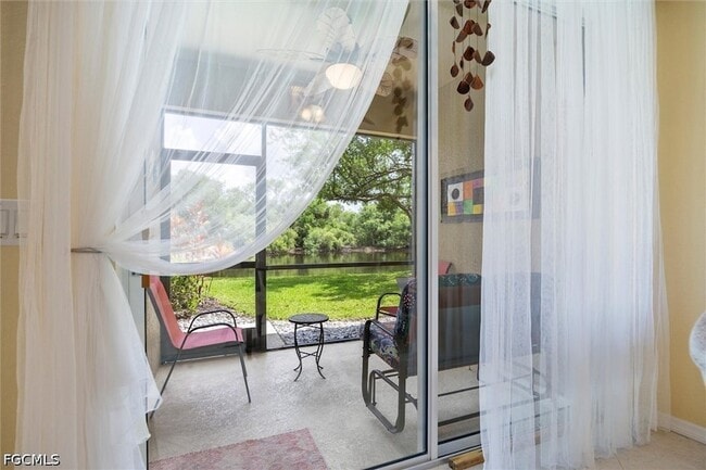 Building Photo - 3210 Cottonwood Bend