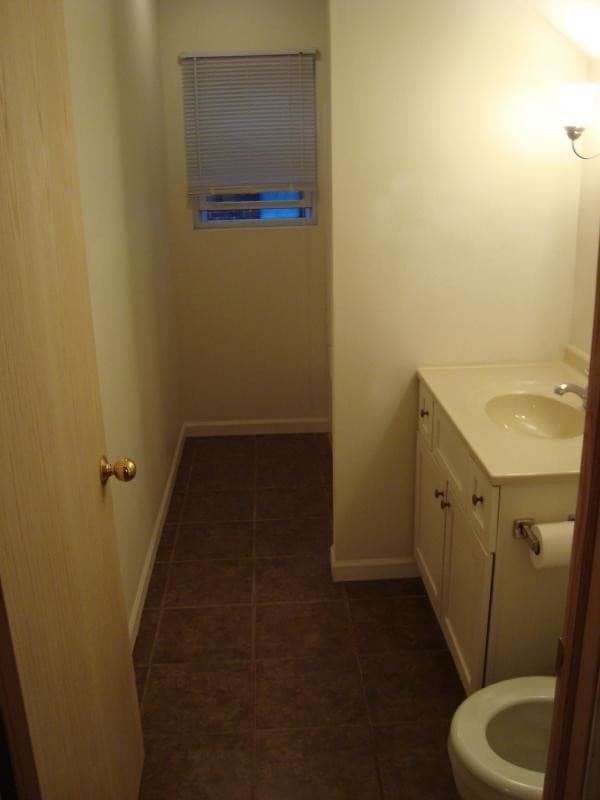 Building Photo - 1016 9th St S