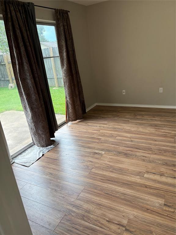 Building Photo - 927 Three Forks Dr