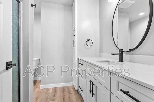 Building Photo - 2201 DeJong Dr