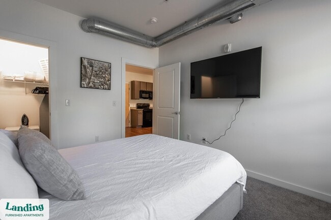 Building Photo - 1903 E Marshall St