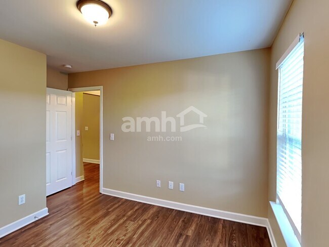 Building Photo - 7005 Count Fleet Ct
