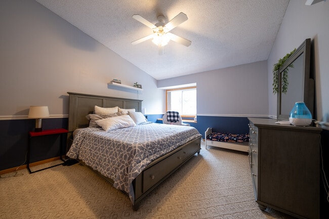 Building Photo - 14210 Hibiscus Ct