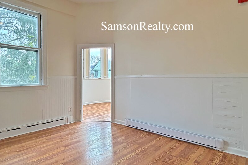 Building Photo - 314 Angell St