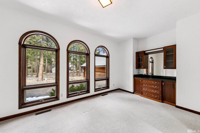 Building Photo - 145 Twinberry Cir