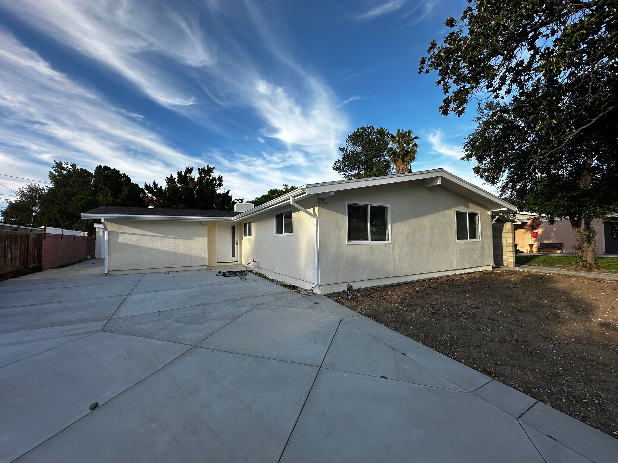 Building Photo - 20315 Hamlin St