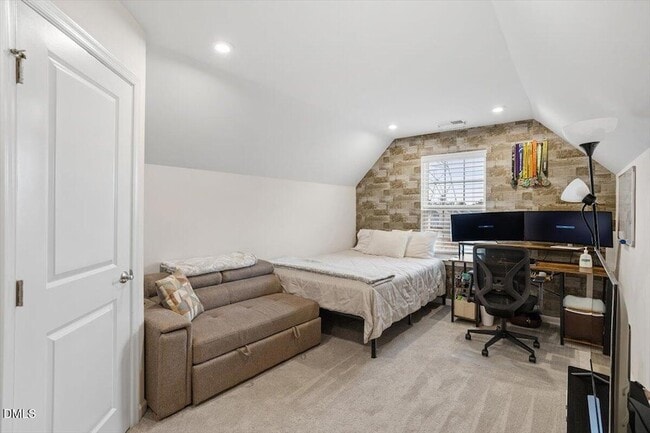 Building Photo - 156 Brier Ridge Dr