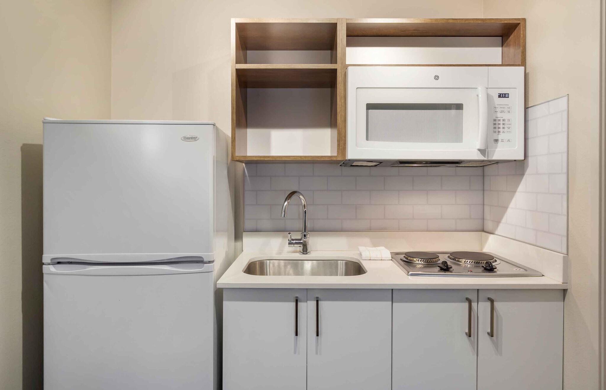 Building Photo - Furnished Studio-Seattle - Redmond
