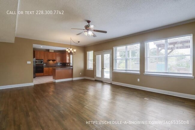 Building Photo - 2073 Stone Bridge Dr