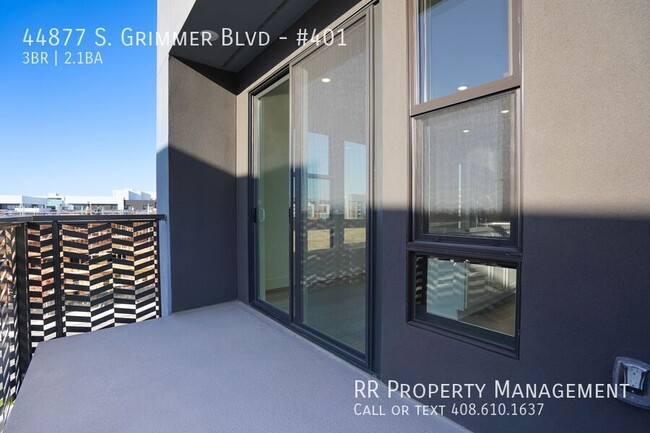 Building Photo - Brand New Top Floor Condo in Excellent Fre...