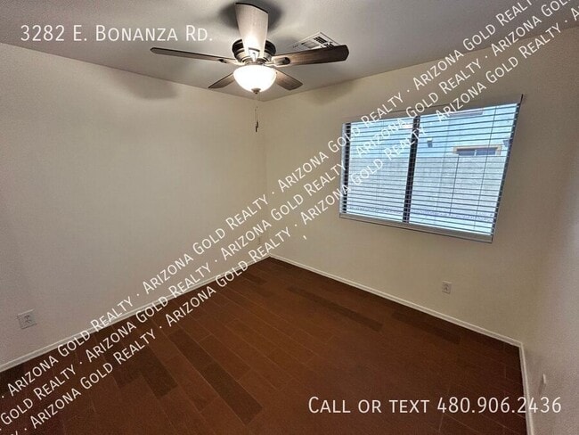 Building Photo - 3282 E Bonanza Rd