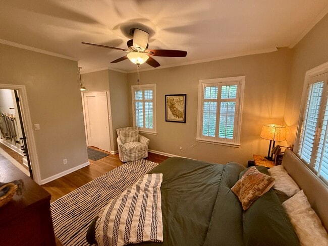 Building Photo - 1253 Magnolia Curve