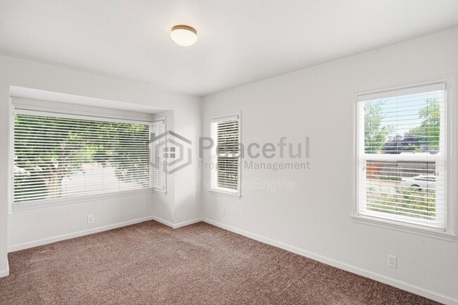 Building Photo - 3558 S 700 E