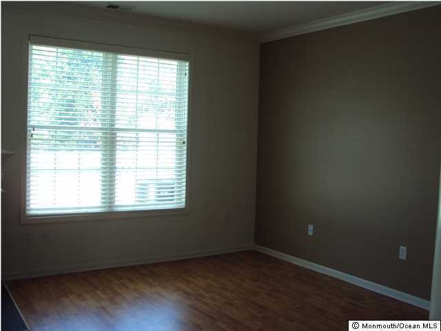Building Photo - 6 Fells Dr