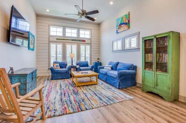 Building Photo - 405 Carneros Dr