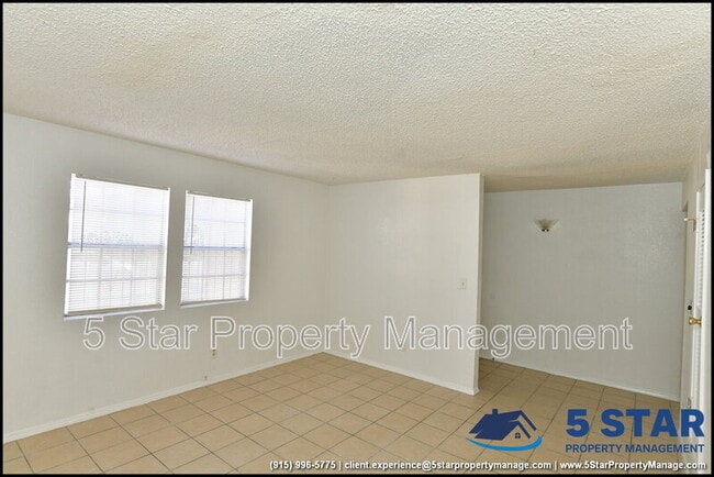 Building Photo - 8933 Kenneth St