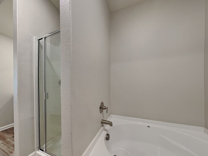 Building Photo - 9609 Teton Vis Dr