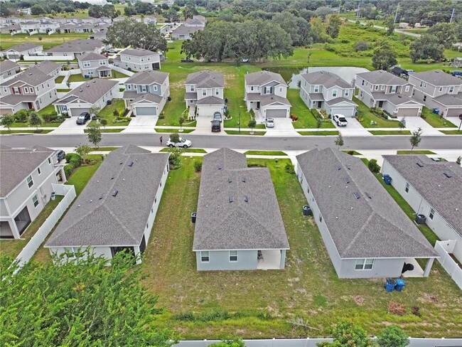 Building Photo - 832 Blue Creek Dr
