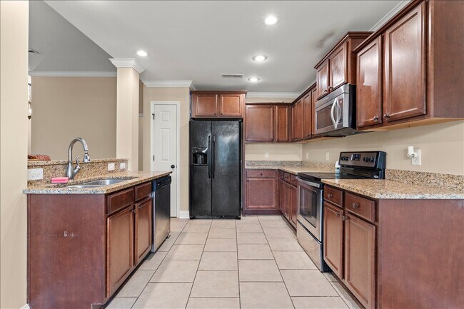 Building Photo - 3011 Thornberry Dr