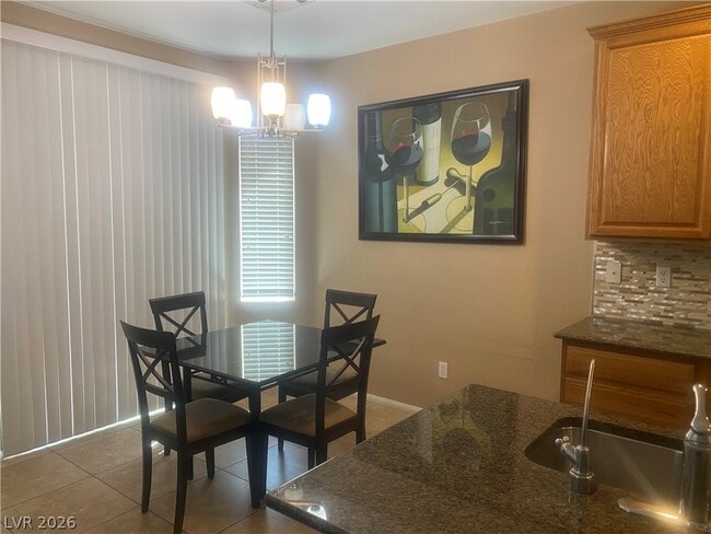 Building Photo - 7469 Calzado Dr