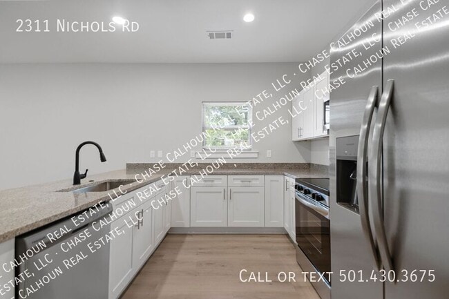 Building Photo - 2311 Nichols Rd