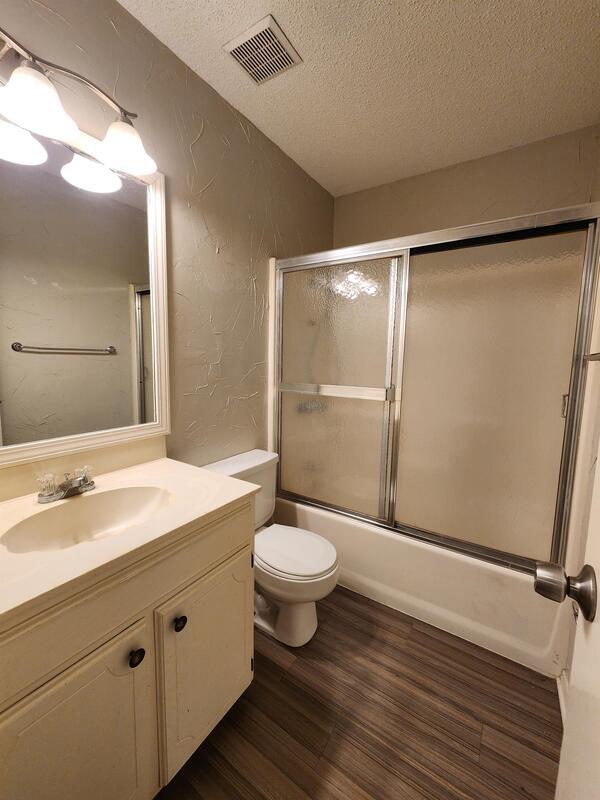 Building Photo - 13483 Rhudy Dr